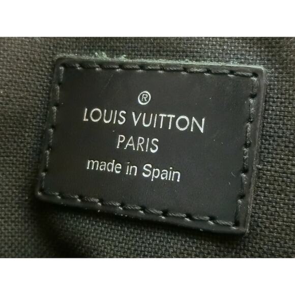 LOUIS VUITTON Damier Graphite District MM Messenger Shoulder Bag N41272 - Picture 10 of 16